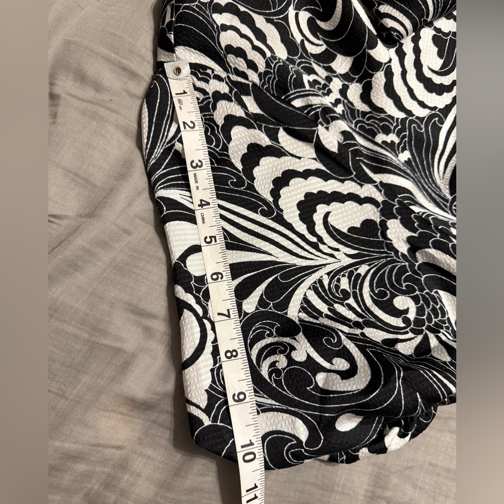 Talbots Black White Floral Dress Bubble Sleeve Satin Shift Wedding Guest Classic - Picture 16 of 17